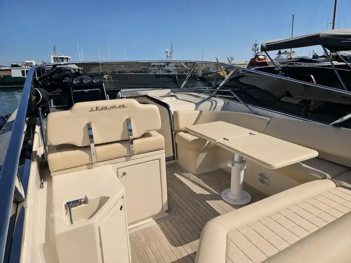 Interni beige configuratore Design Your Refit